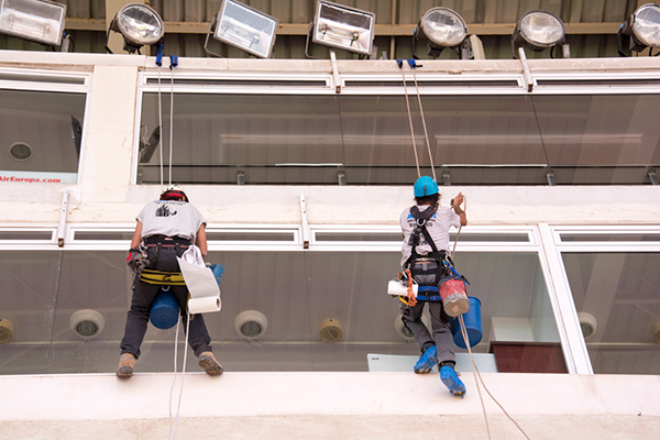 MAC10 limpia-crtistales6