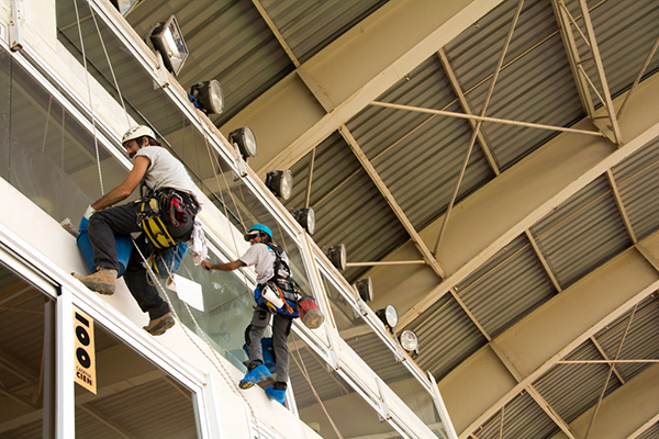 MAC10 limpia-crtistales7