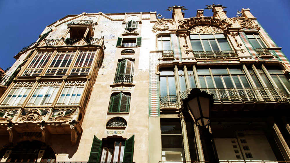 Mantenemos edificios en perfecto estado, por una ciudad mas segura.